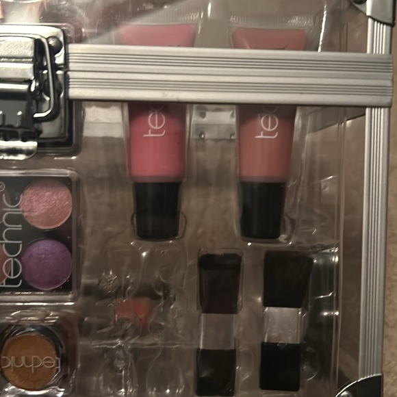 Make up kit - some pieces missing - Picture 3 of 6